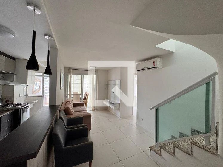 3-bedroom apartment with a mountain view in Rio de Janeiro — photo 9