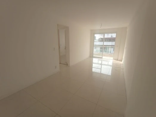 77 m² apartment with 3 bedrooms and 2 parking spots — photo 9