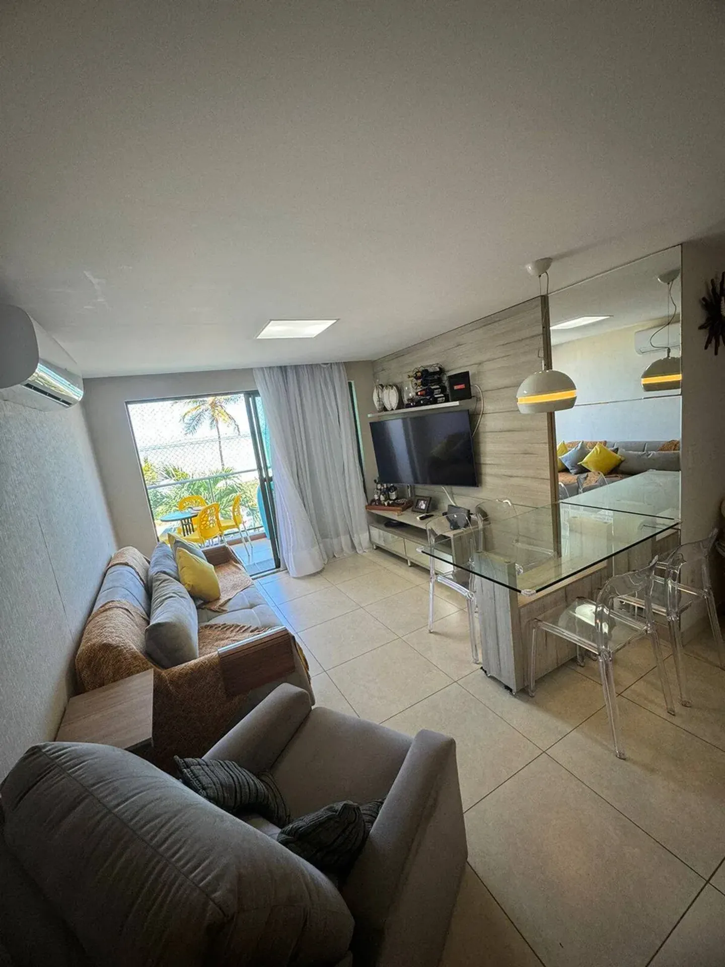 Furnished 2-bedroom apartment with 62 m² and 1 parking spot — photo 7