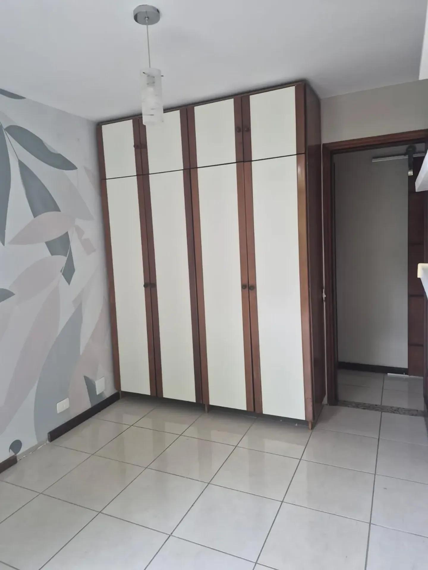 Home office in a 4-bedroom apartment, 138 m² — photo 21