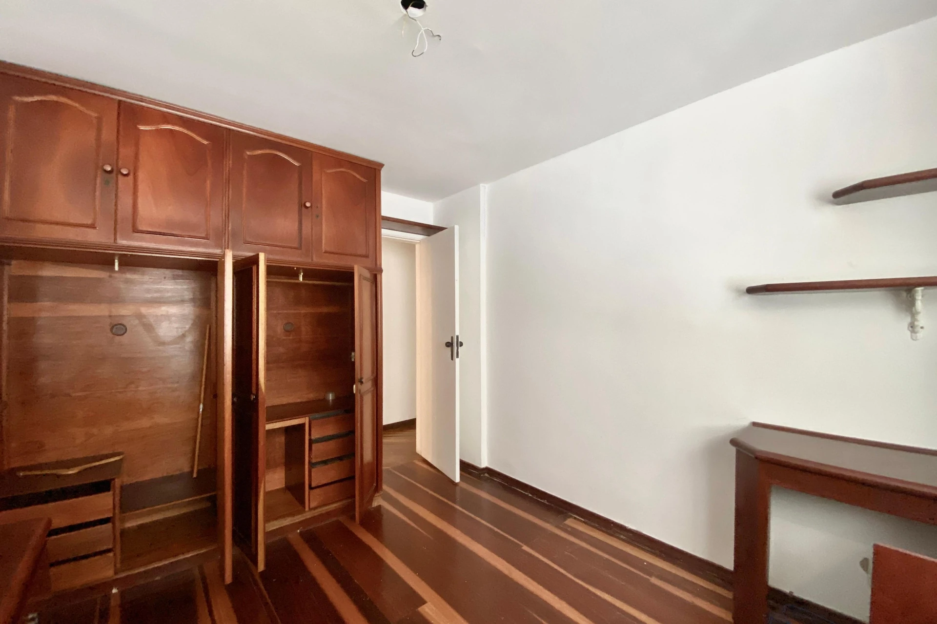 Apartamento com 2 quartos e varanda, vaga inclusa — photo 8