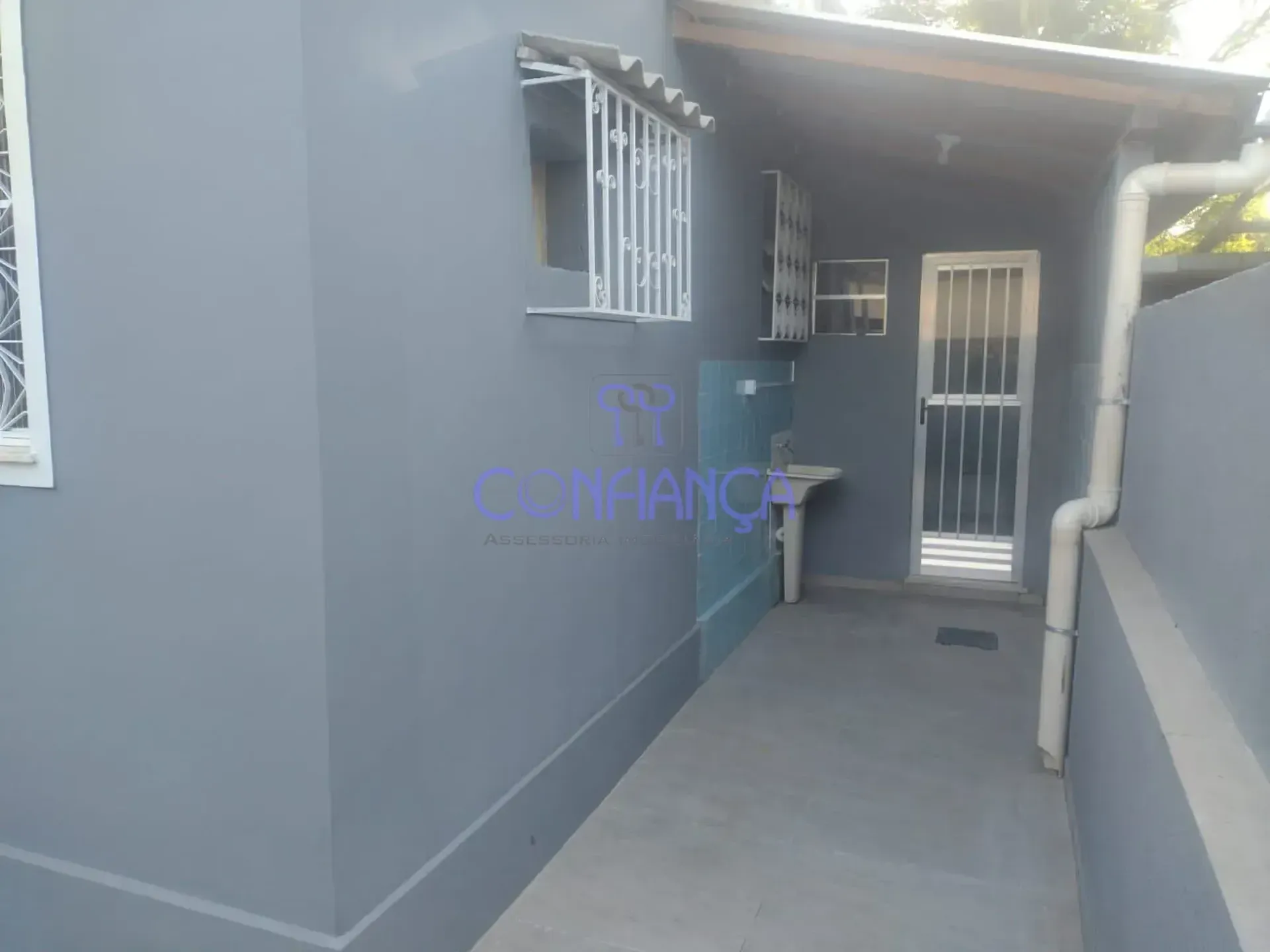 House with 2 bedrooms and 1 bathroom no parking — photo 12