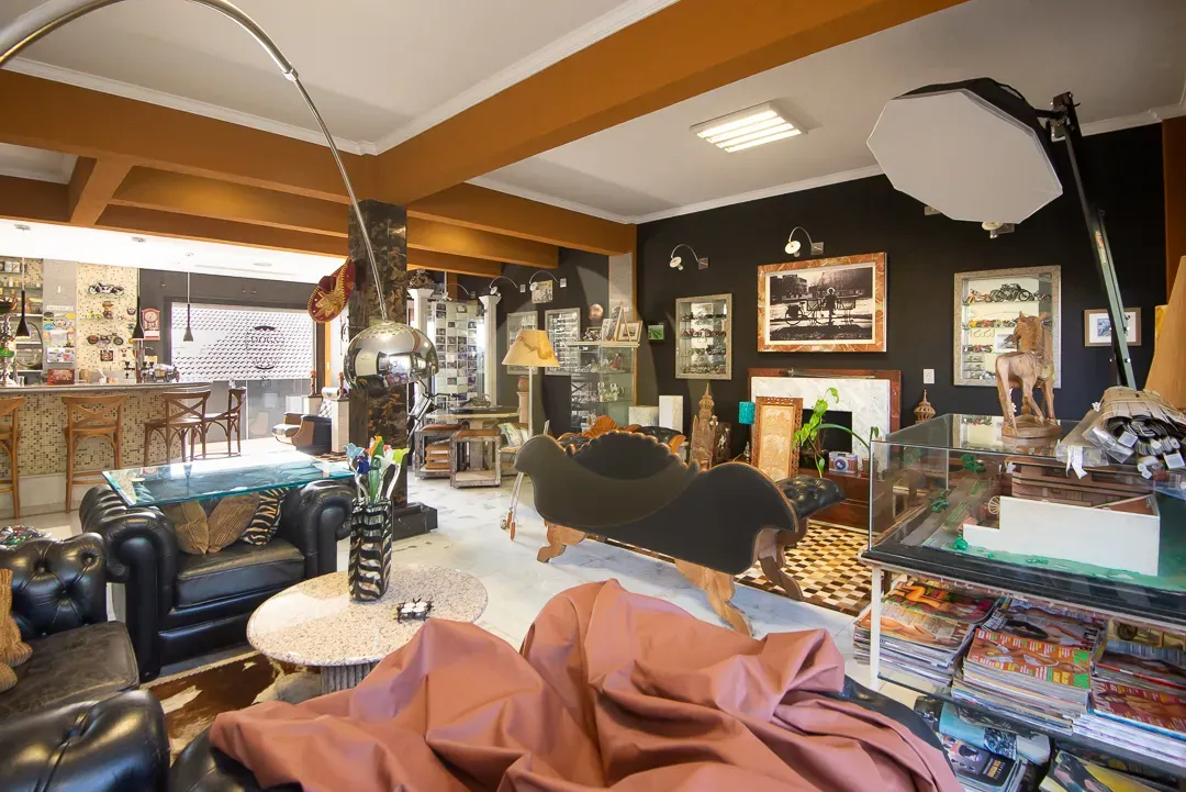 Furnished 860 m² house with 5 bedrooms and 10 bathrooms