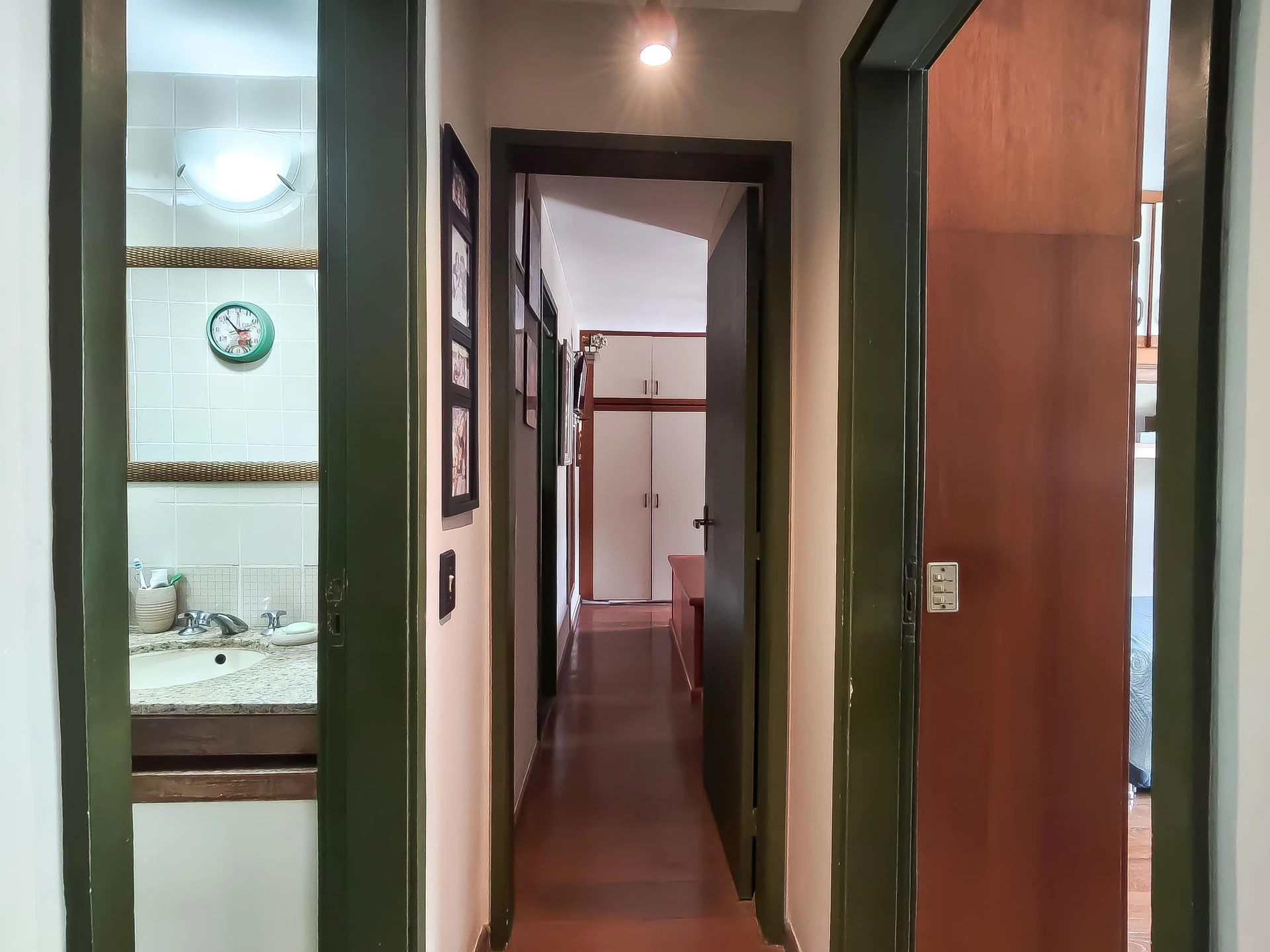 Mountain view in a 3-bedroom apartment, 200 m² — photo 65