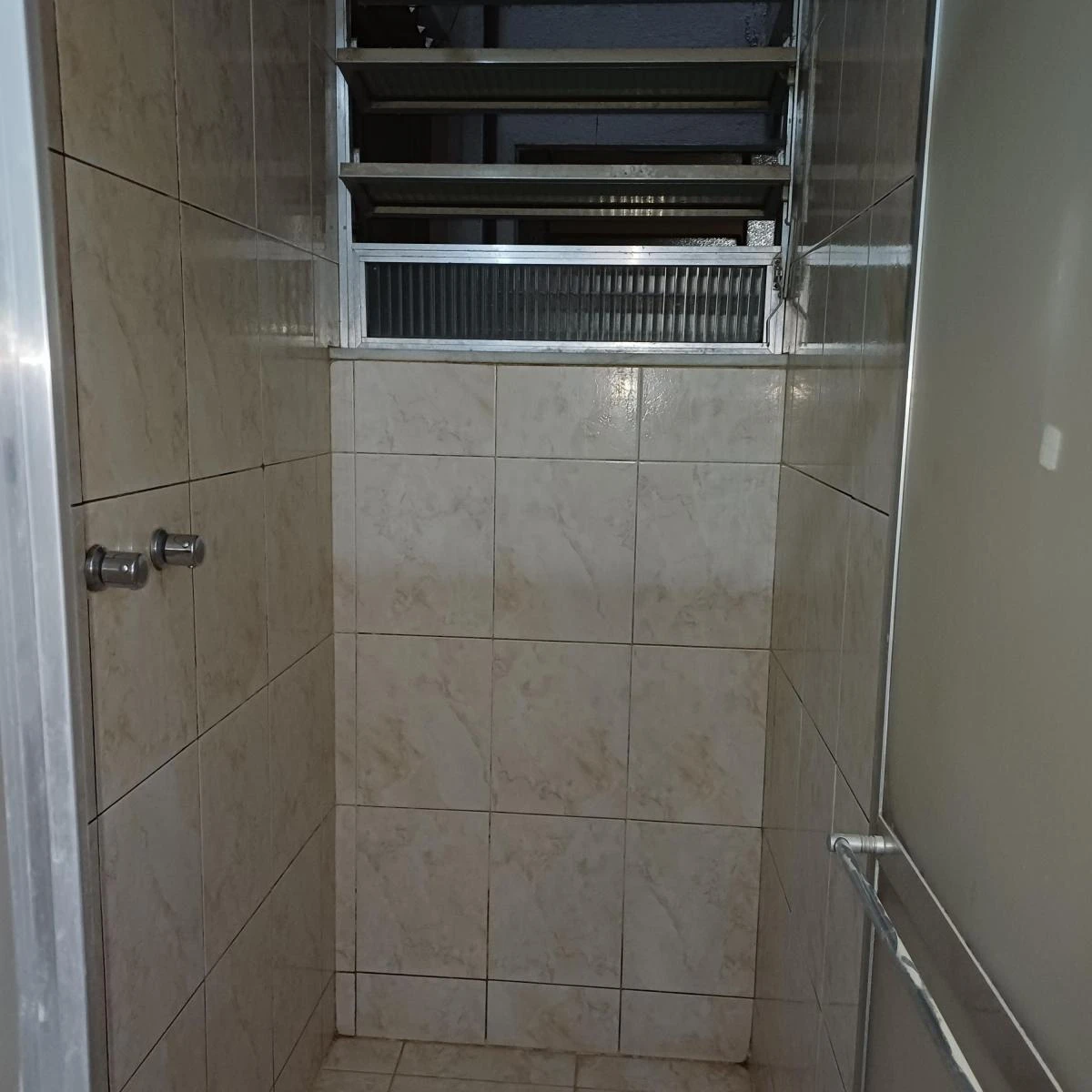 3-bedroom apartment, no parking, 90 m², 2 bathrooms — photo 2