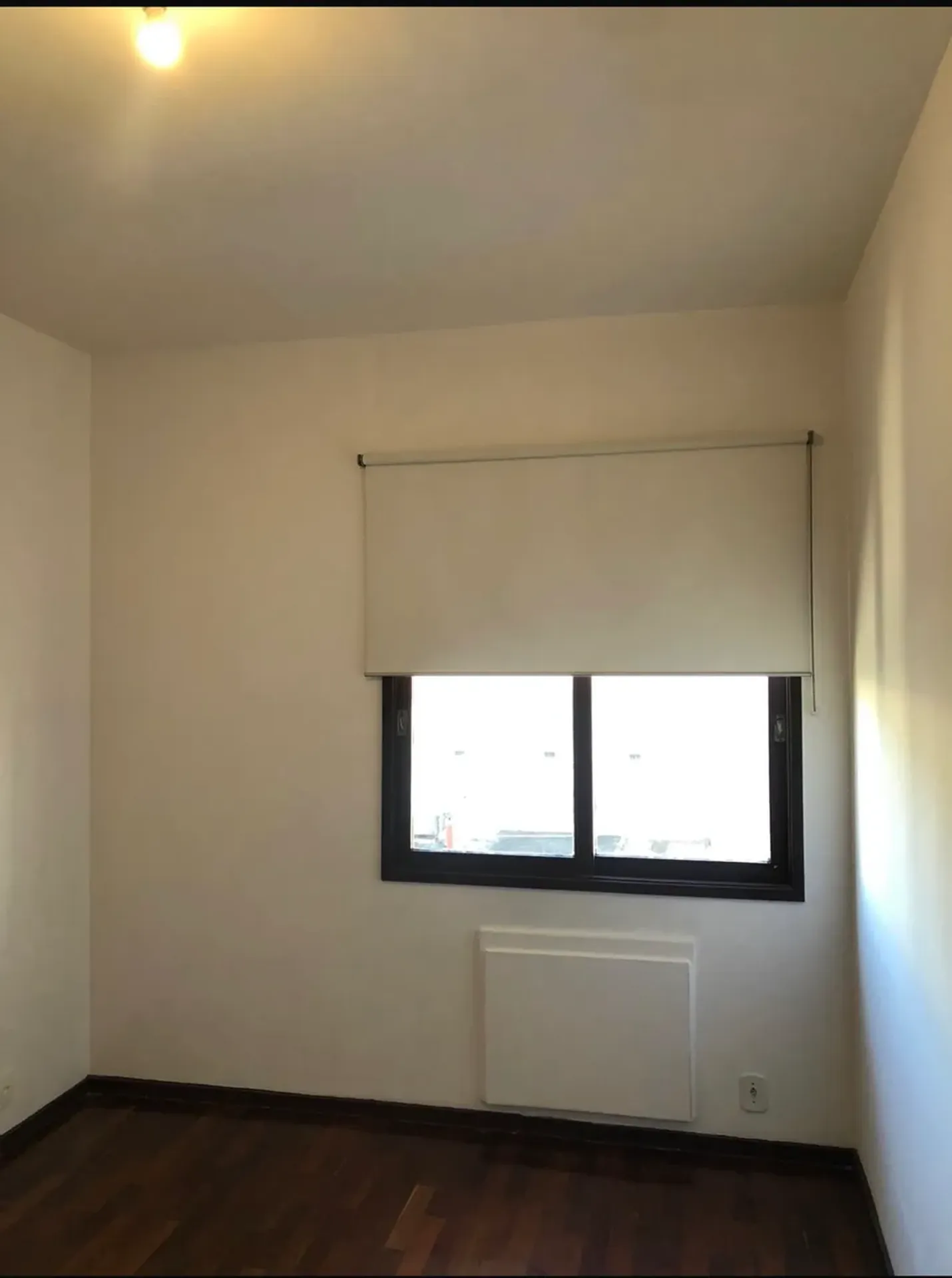 Apartment on the 5th floor with wood or laminate floors — photo 4