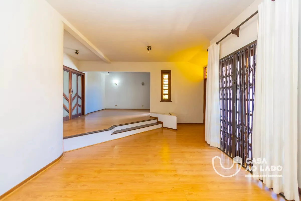 Unfurnished house with 4 bedrooms and 4 bathrooms — photo 4