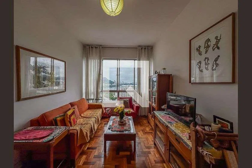 57 m² apartment with 2 bedrooms and a balcony — photo 10