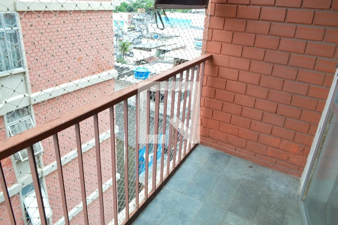 Piso sin amueblar con 2 dormitorios y 1 plaza de parking — photo 7