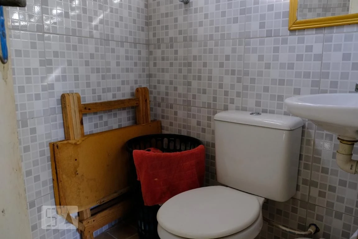 Apartamento sem mobília com cozinha separada e lavanderia — photo 23