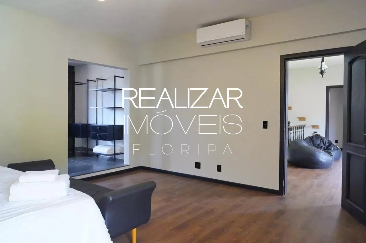 Casa com 3 suítes e cozinha fechada, 1200 m² — photo 9