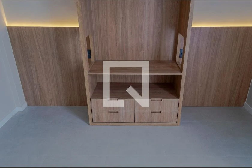2-bedroom apartment with 1 bathroom and parking — photo 4