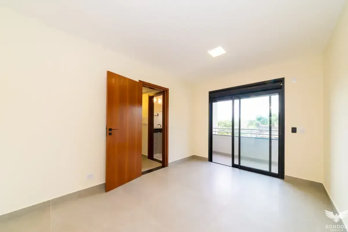 Two-story house with 230 m² and 3 bedrooms, 1 suite — photo 90