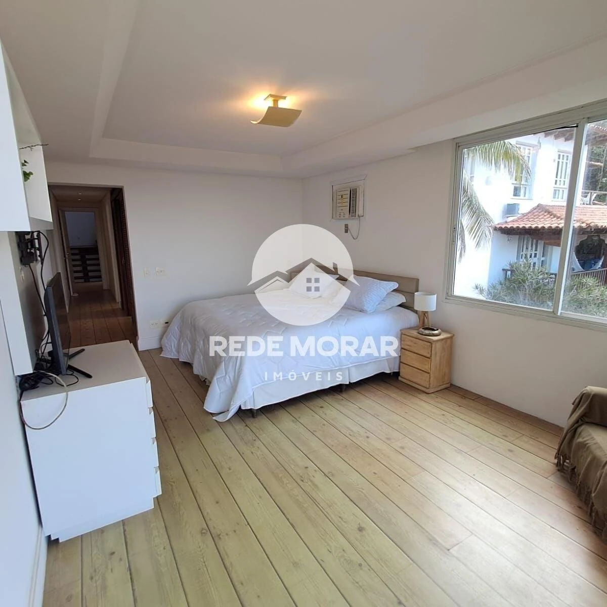 Furnished house, 1450 m², with a water view — photo 17
