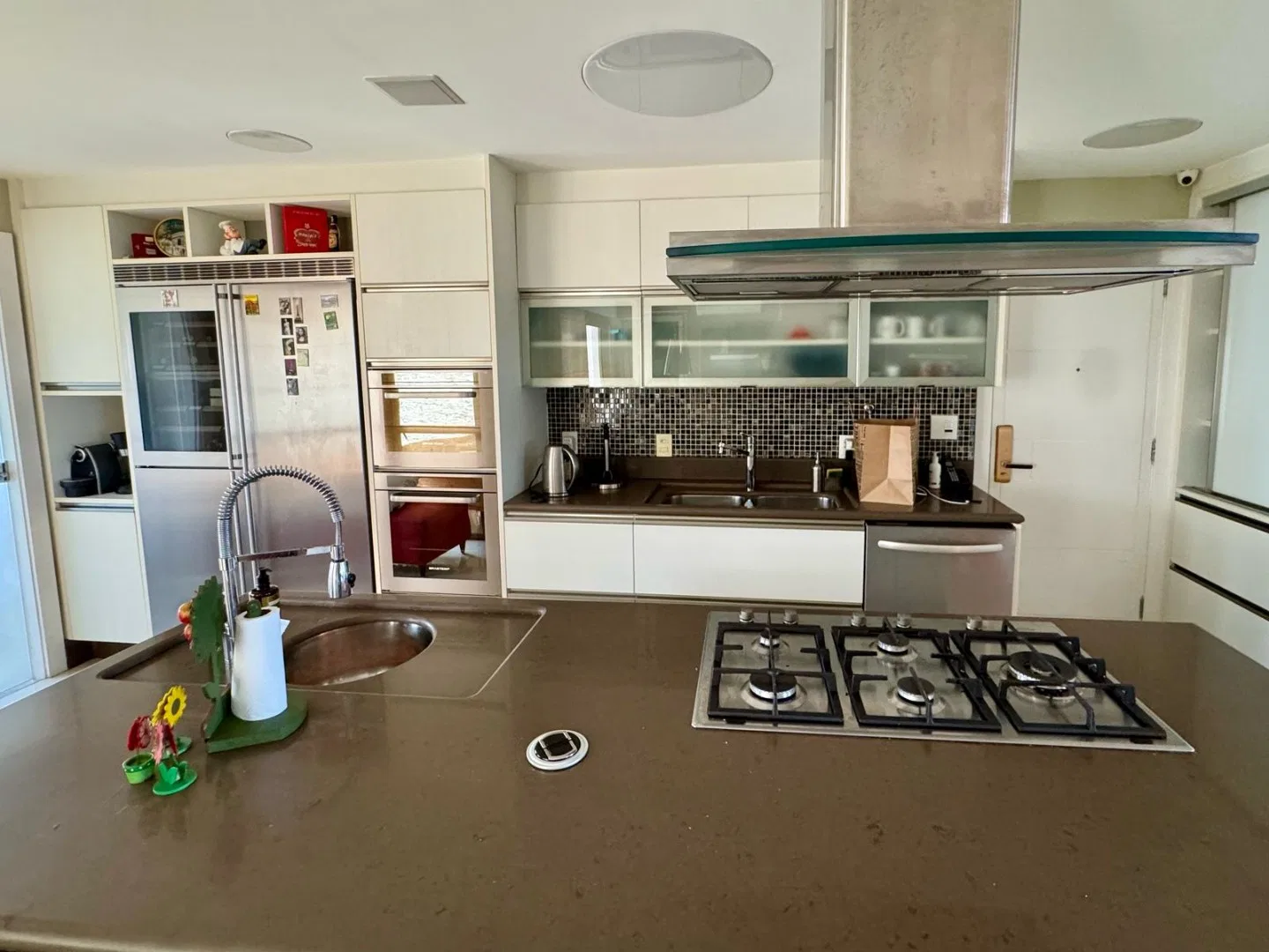 Apartamento mobiliado com 4 quartos e 260 m² — photo 6
