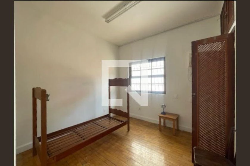 Furnished house with 6 bedrooms and 3 en-suites — photo 8
