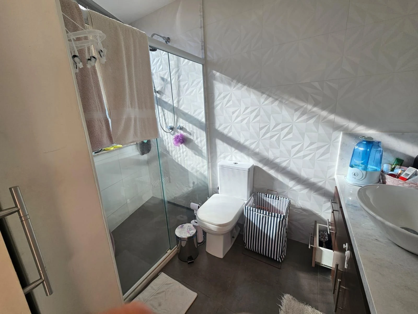 70 m² apartment with a walk-in closet and a home office — photo 18