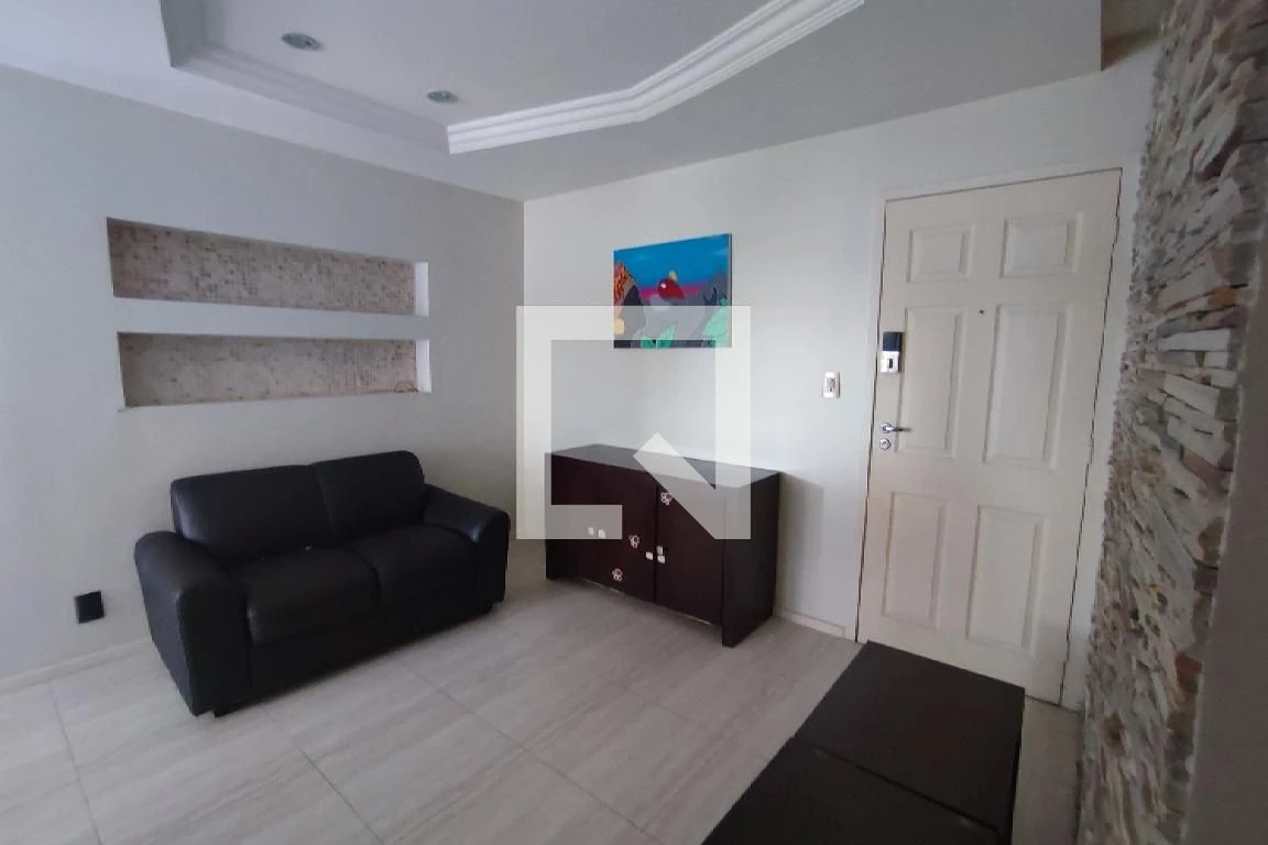 Furnished 2-bedroom apartment with open-plan kitchen — photo 9