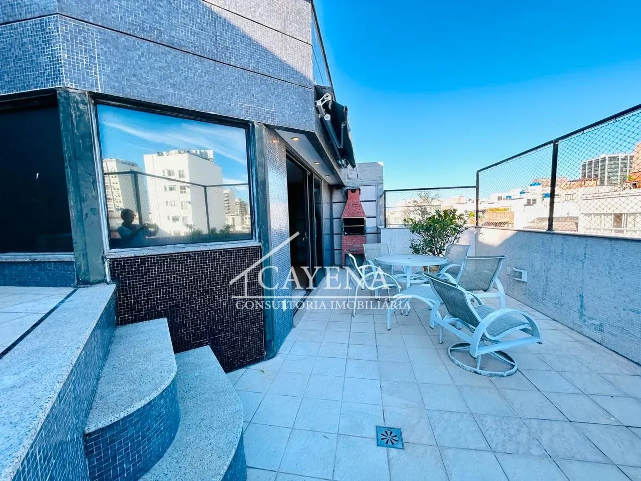 Apartment with 247 m², 3 bedrooms and 4 bathrooms — photo 8