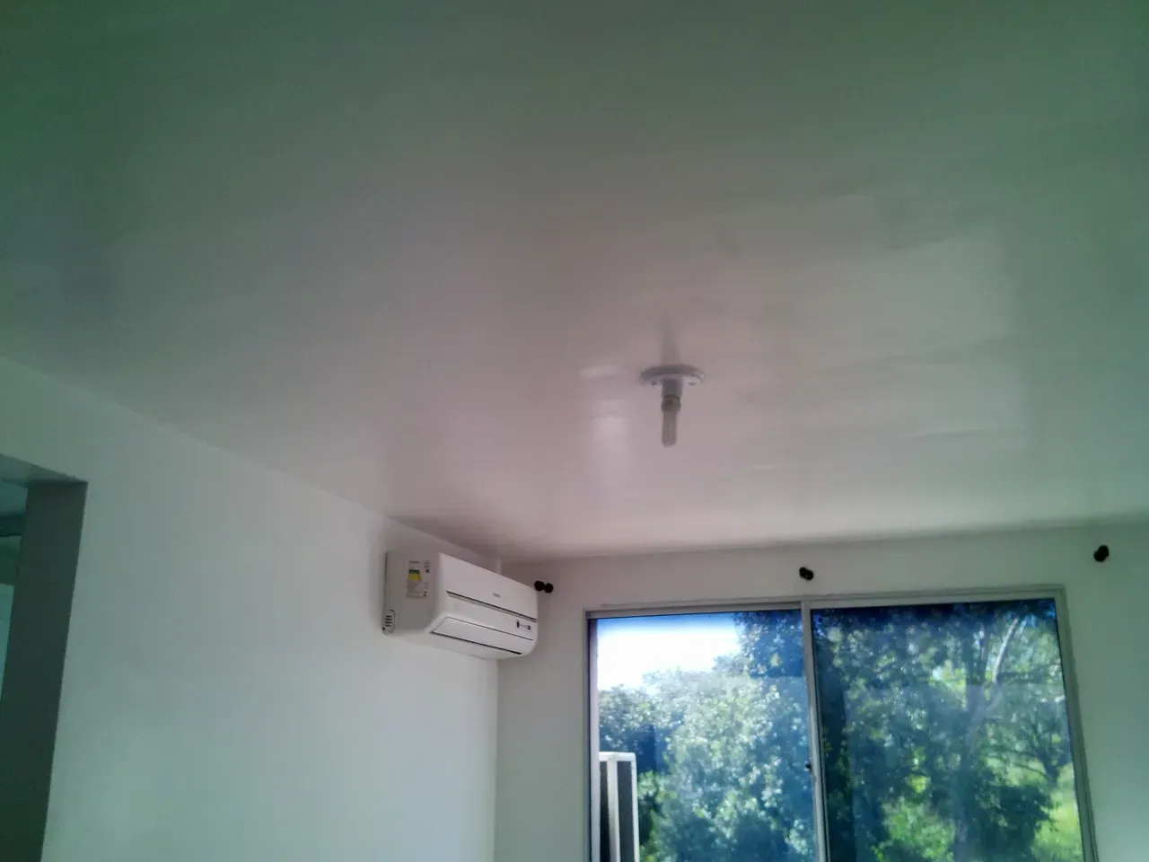 Unfurnished apartment with 2 bedrooms and 1 bathroom — photo 34