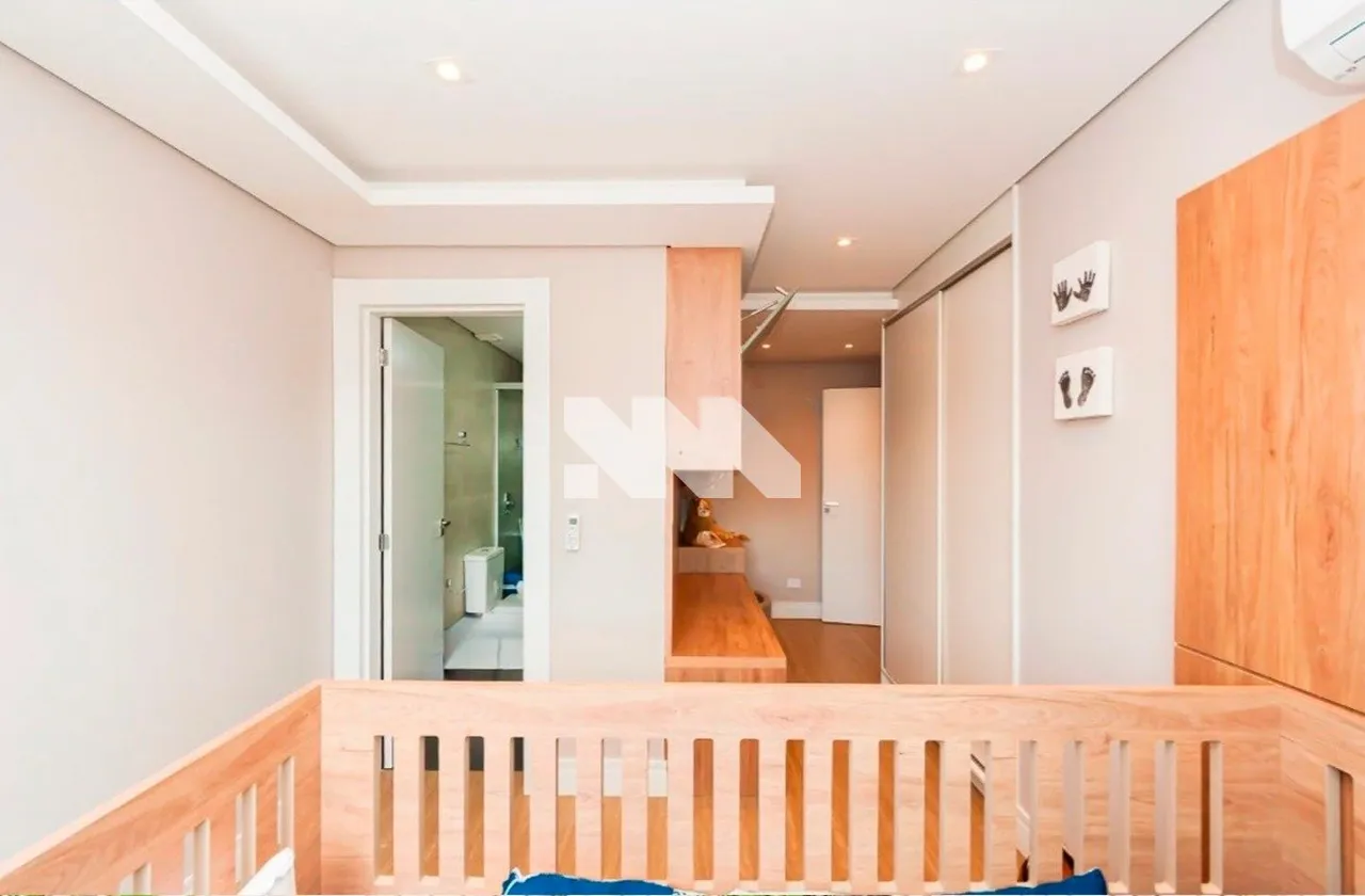 House with 3 en-suite bedrooms and 5 baths, 350 m² — photo 18