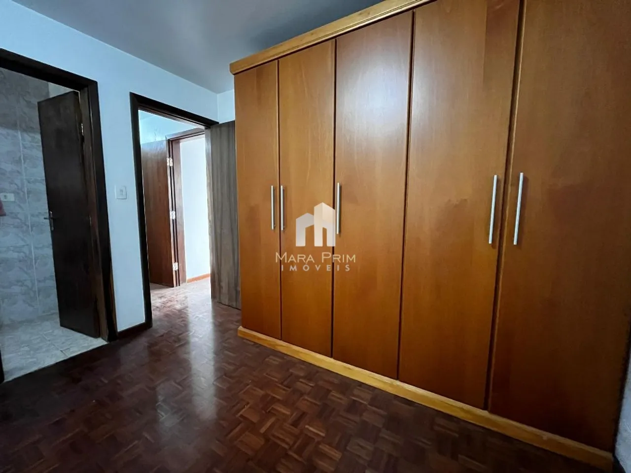 House with 3 bedrooms and fitted kitchen — photo 8
