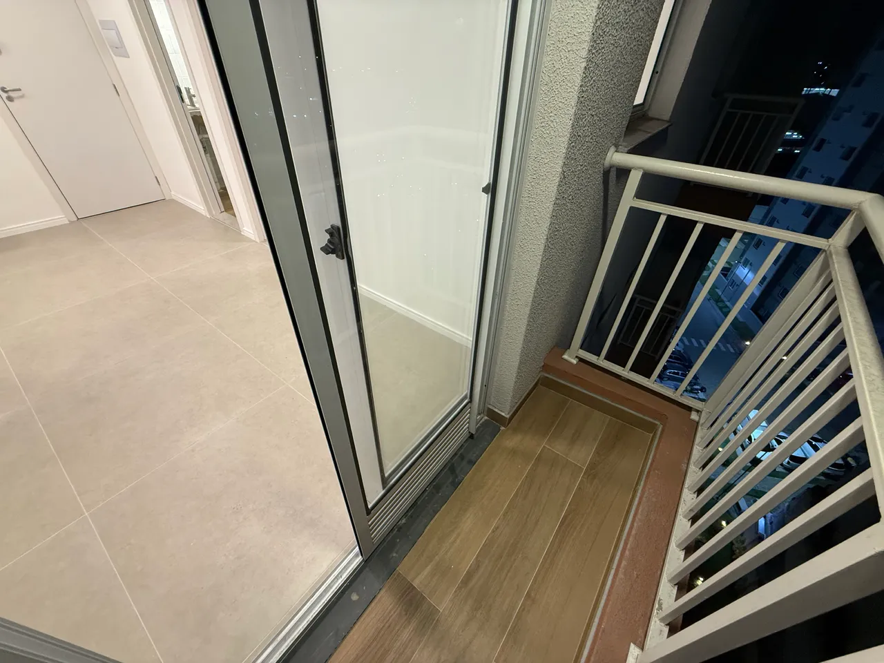 Apartment with 2 bedrooms, balcony and gas stove — photo 3