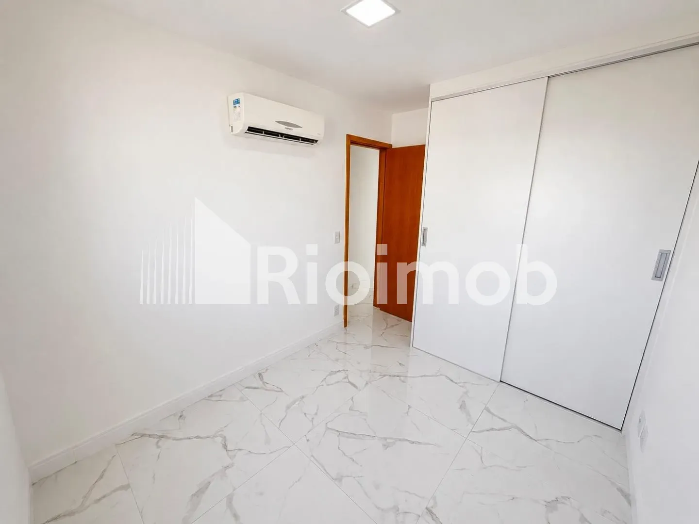 Apartamento com cozinha integrada e 4 quartos — photo 17