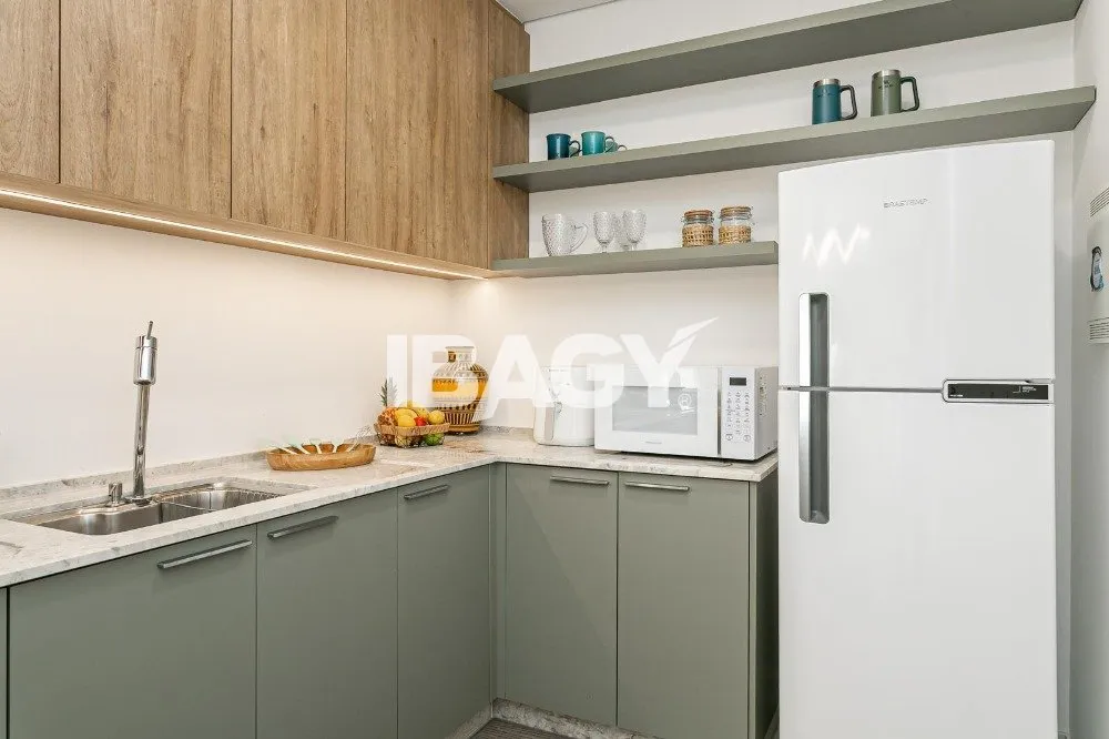 Меблированное студио с кухней открытой планировки — photo 11