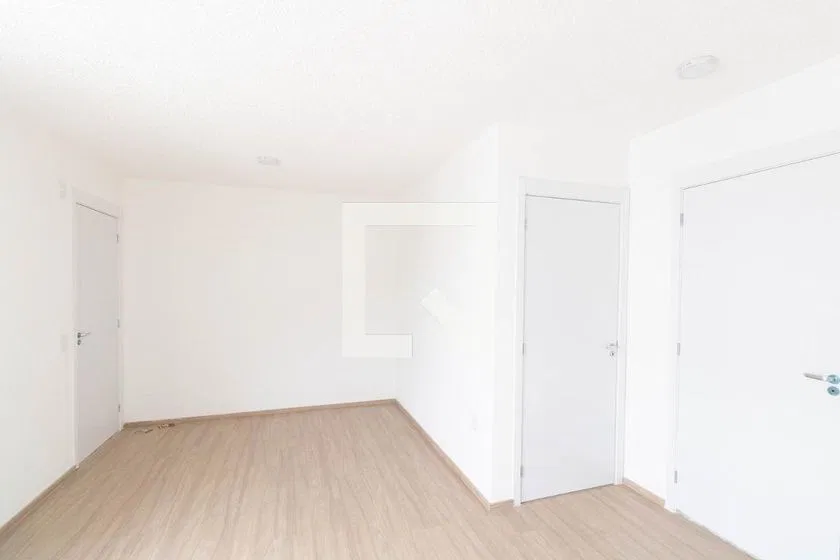 Apartamento de 46 m² com 2 quartos e cozinha fechada — photo 20