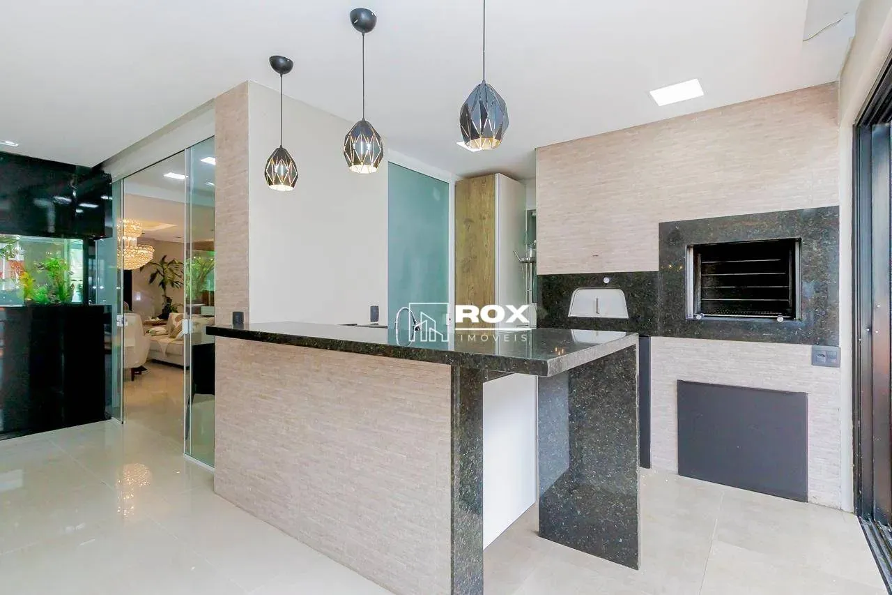 Furnished house with 4 en-suite bedrooms and 266 m² — photo 20