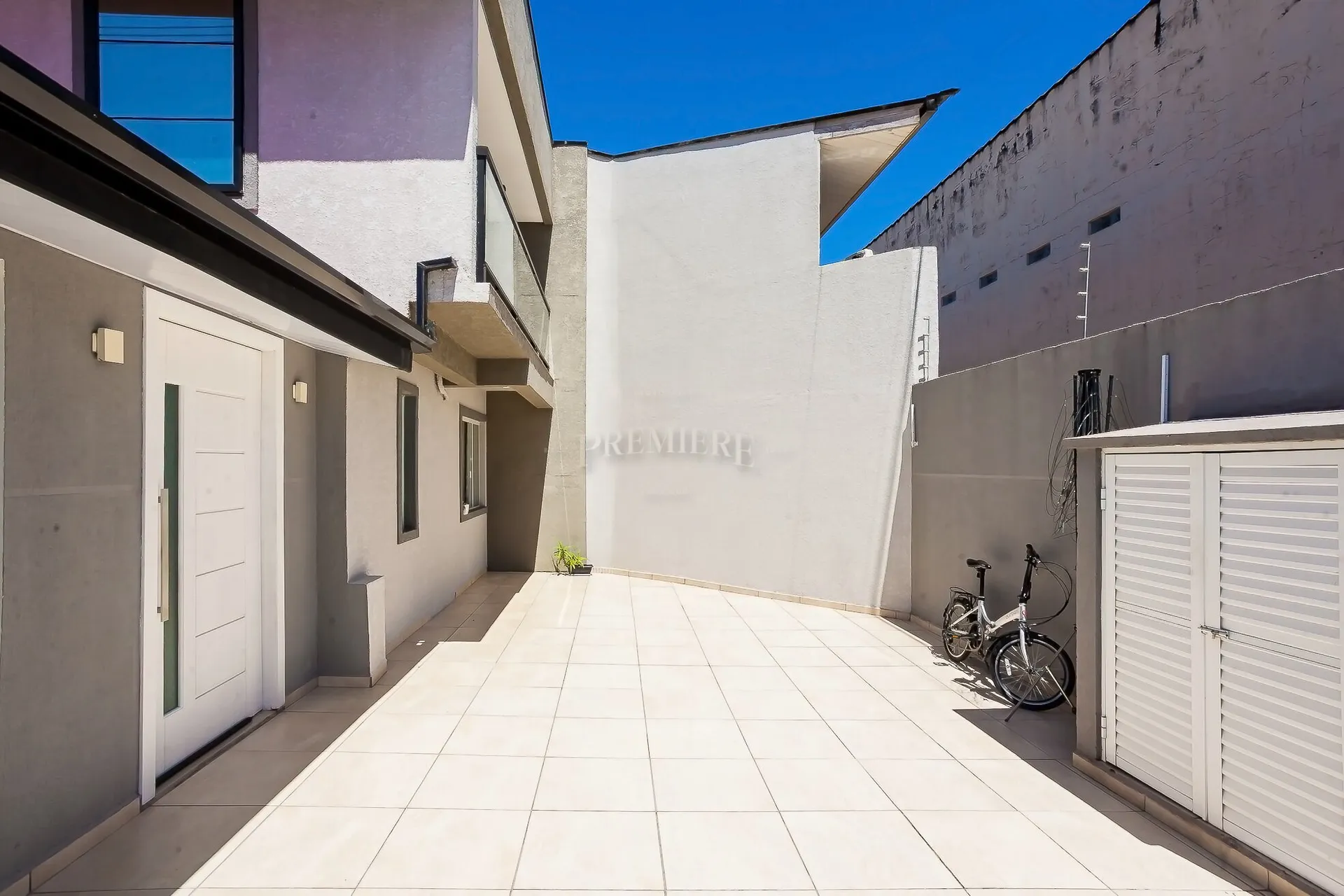 3-bedroom house with a garden in Curitiba — photo 30