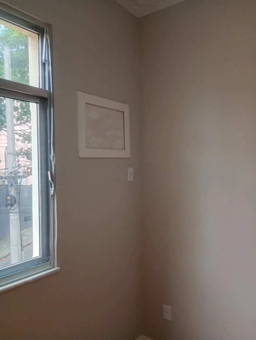 Wood or laminate floors in a 3-bedroom apartment, 60 m² — photo 20