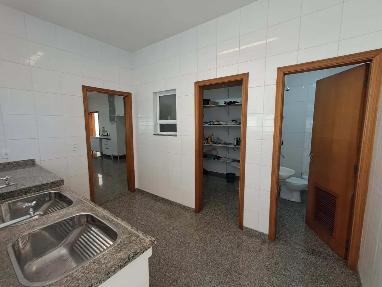 House for rent with 1,500 m², 4 bedrooms and 5 baths — photo 33