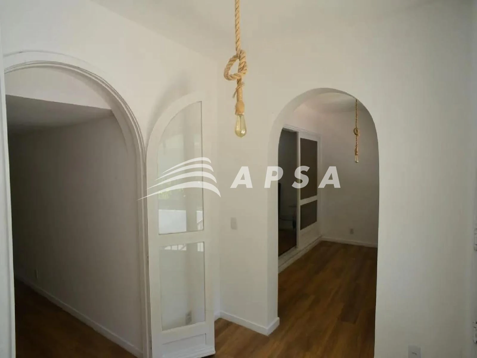 4-bedroom house with a private pool — photo 27