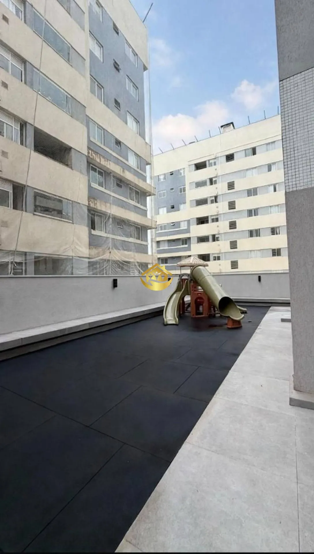 86 m² apartment with a bathtub and a grill on the balcony — photo 20