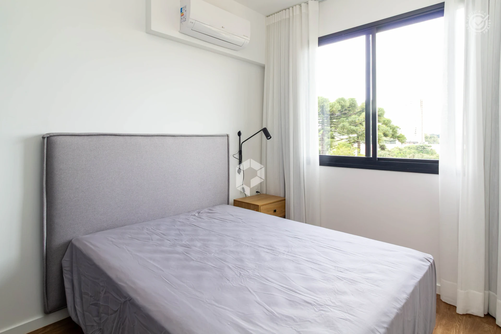 Home office in a 2-bedroom apartment, 48 m² — photo 2