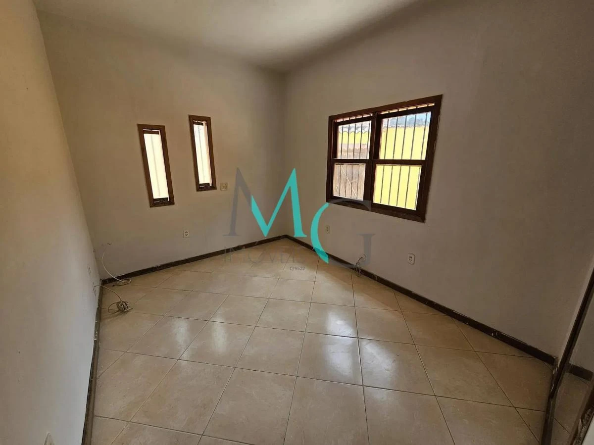 House with 4 bedrooms, 2 en-suites and 4 parking — photo 23