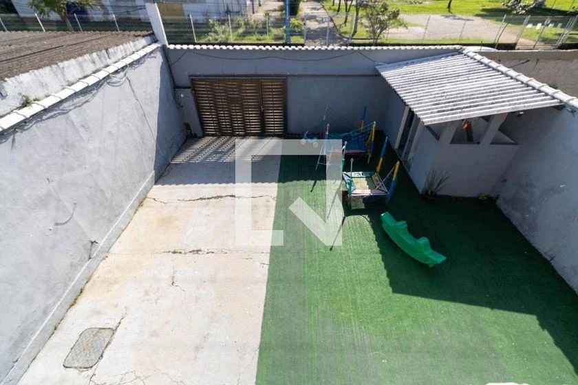 Casa com 3 quartos e 2 banheiros, 160 m² — photo 2
