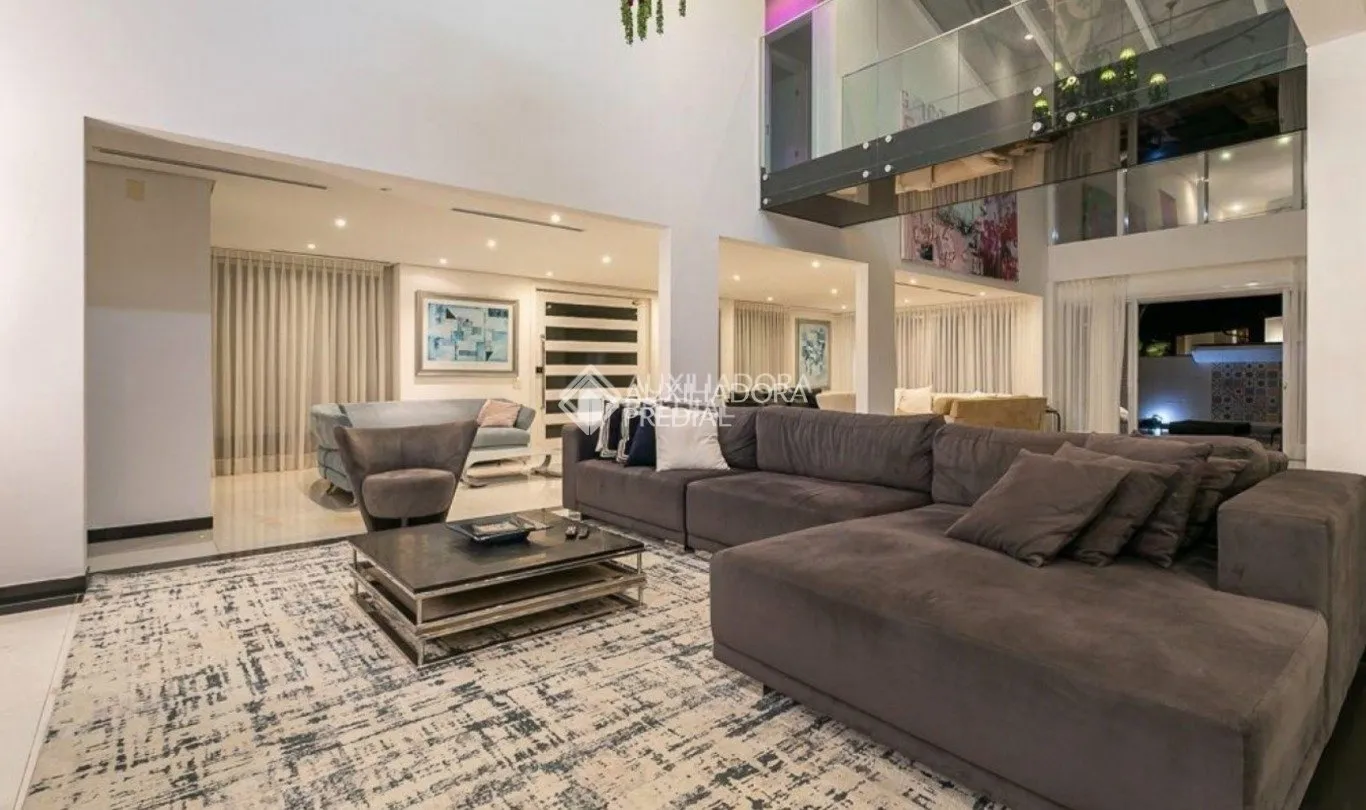 Furnished house with 6 en-suite bedrooms and 7 baths — photo 39