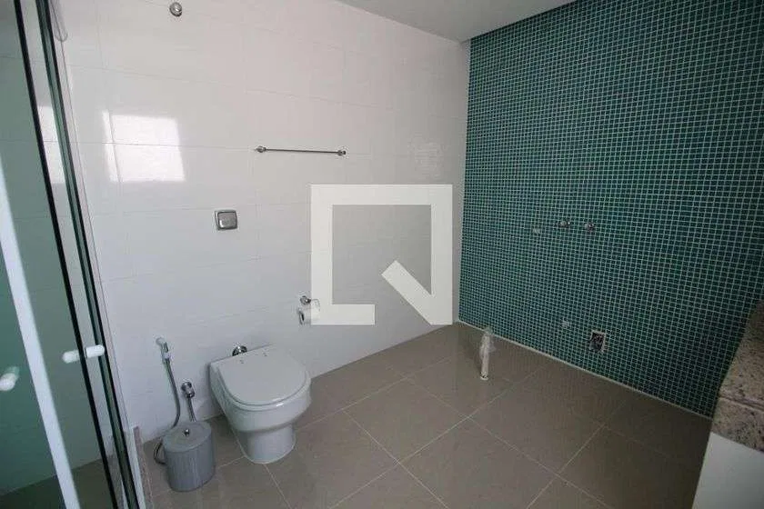 Condominium house with 4 bedrooms and 329 m² — photo 28