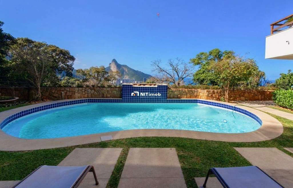 Unfurnished 6-bedroom house with 950 m² — photo 12