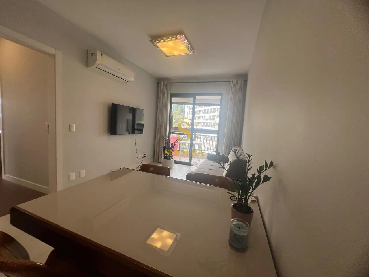 98 m² apartment with an open-plan kitchen and parking — photo 24
