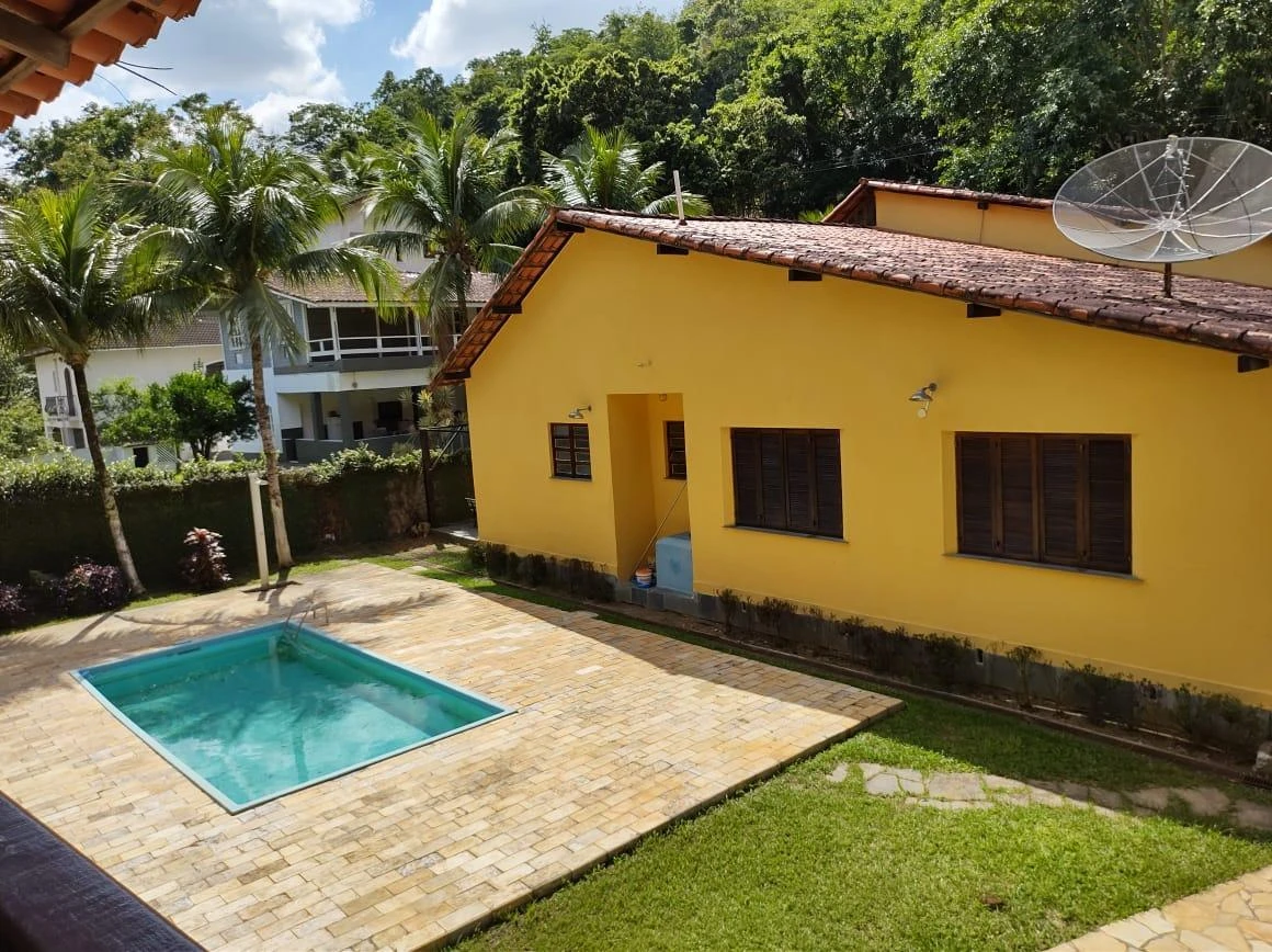 Casa térrea sem mobília com 4 quartos e 6 banheiros — photo 31