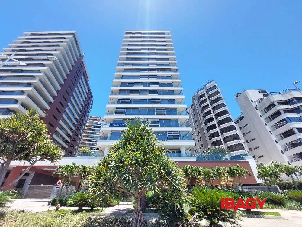 Furnished 4-bedroom apartment with 3 en-suite suites, 279 m² — photo 4