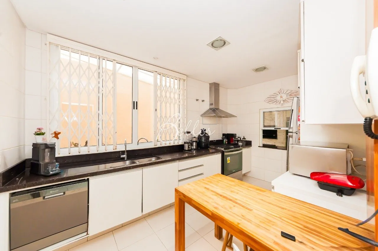 Casa com 4 quartos e jardim privativo — photo 9