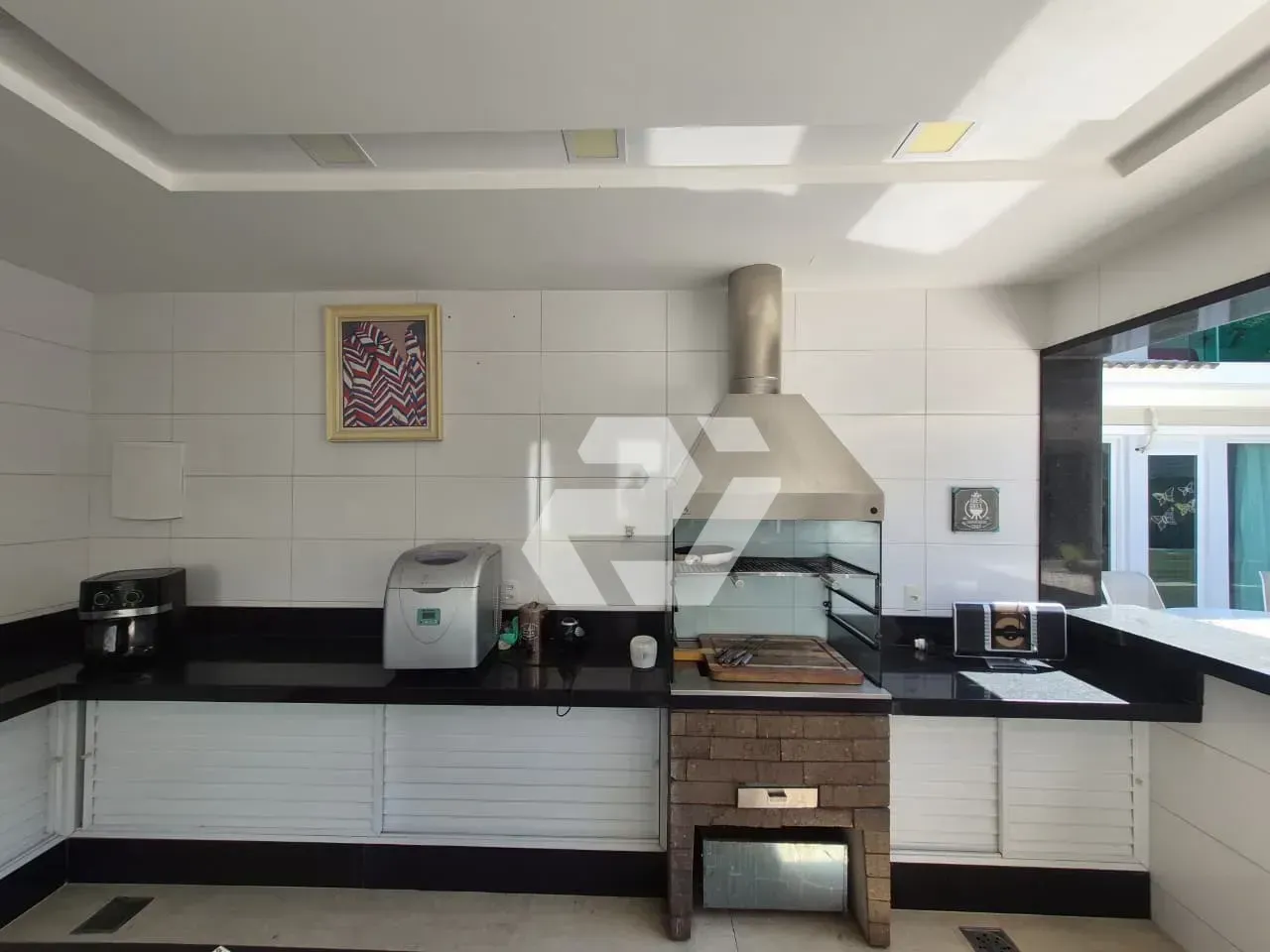 Casa mobiliada com 6 suítes e 8 banheiros — photo 2