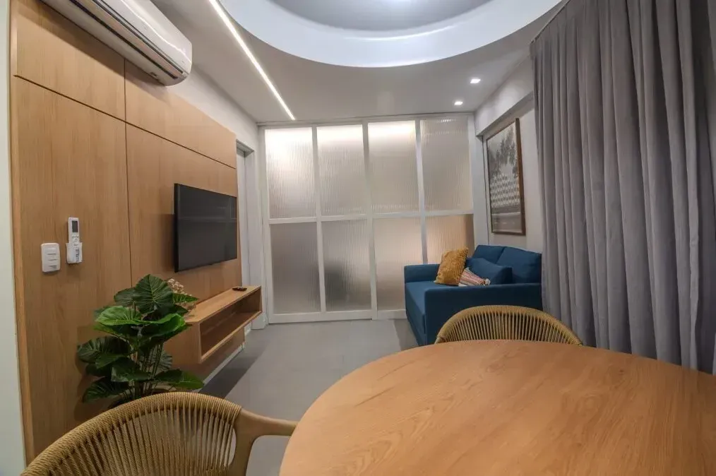 Apartamento amueblado de 1 dormitorio con balcón cerrado — photo 9