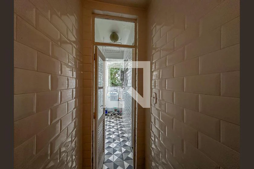 57 m² apartment with 2 bedrooms and a balcony — photo 35