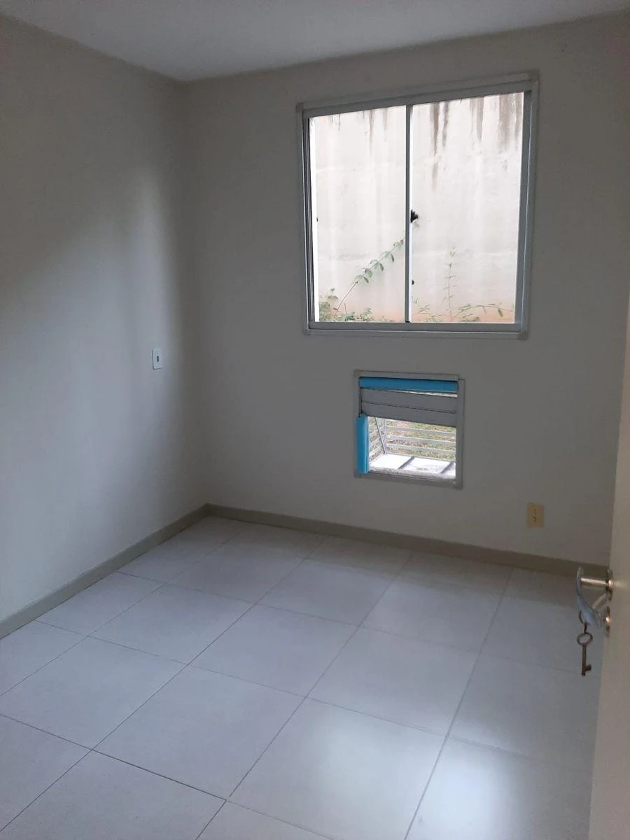 2-bedroom apartment in a building with a gym — photo 3